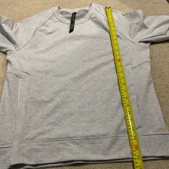 Lululemon Sweatshirt - Picture 9 of 16